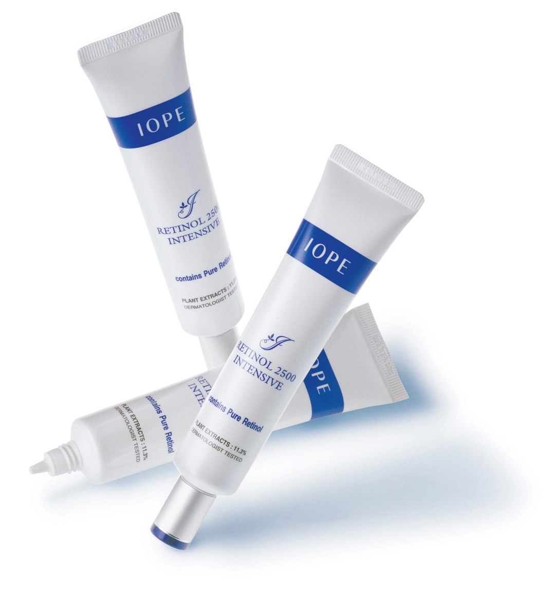 Package of IOPE Retinol 2500, Korea’s first high-concentration wrinkle-improvement functional cosmetic launched in 1997, with the history of Amorepacific’s retinol research
